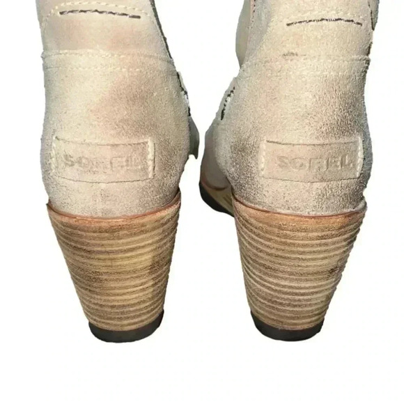 Sorel Women's Light Tan Wedge Boots - Picture 9 of 11